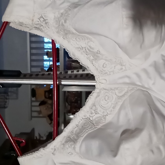 Amica Bra - Picture 2 of 9